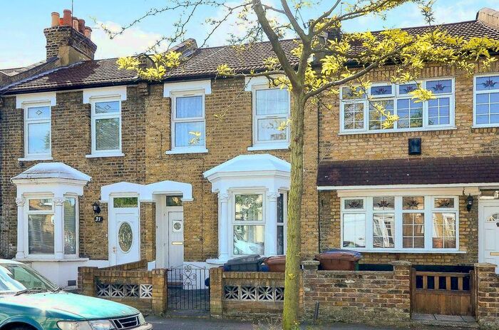 3 Bedroom Terraced House To Rent In Thorpe Road, Forest Gate, London, E7