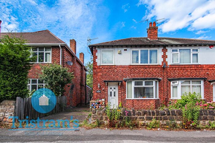3 Bedroom Semi-Detached House To Rent In Nuthall Gardens, Nottingham, NG8