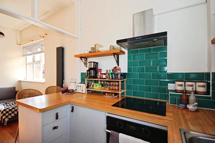 1 Bedroom Flat For Sale In Claremont Road, Leamington Spa, CV31