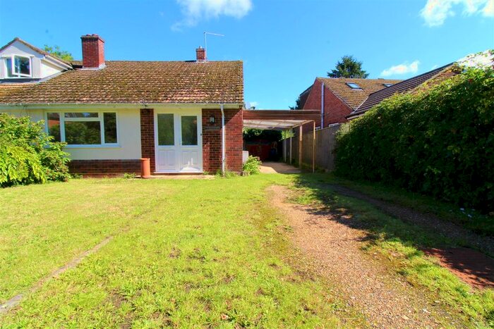 3 Bedroom Semi-Detached House To Rent In Gravel Road, Binfield Heath, Henley-On-Thames, RG9