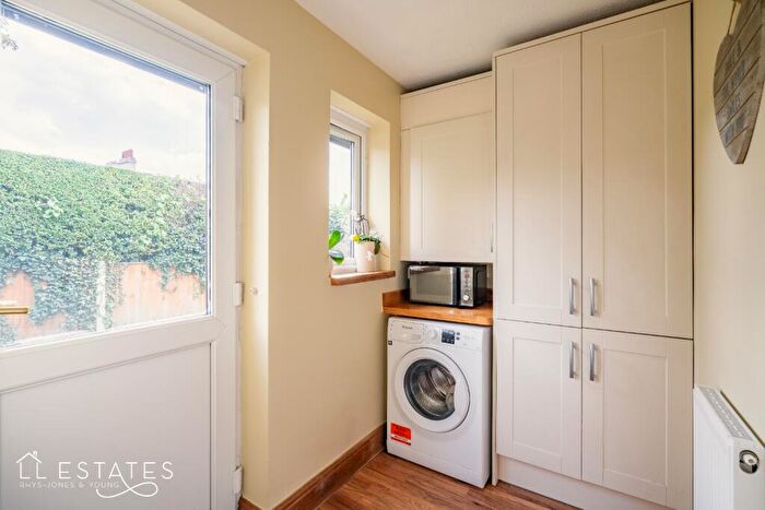 4 Bedroom Detached House For Sale In Grange Court, Rhyl, LL18