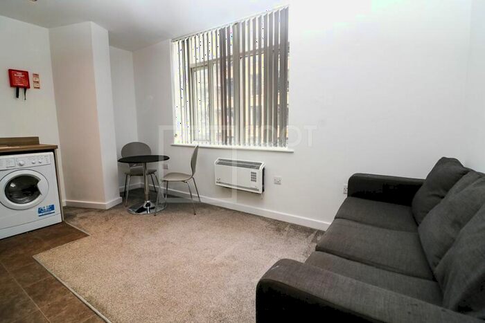 1 Bedroom Apartment To Rent In Grattan Mills, Bradford, BD1