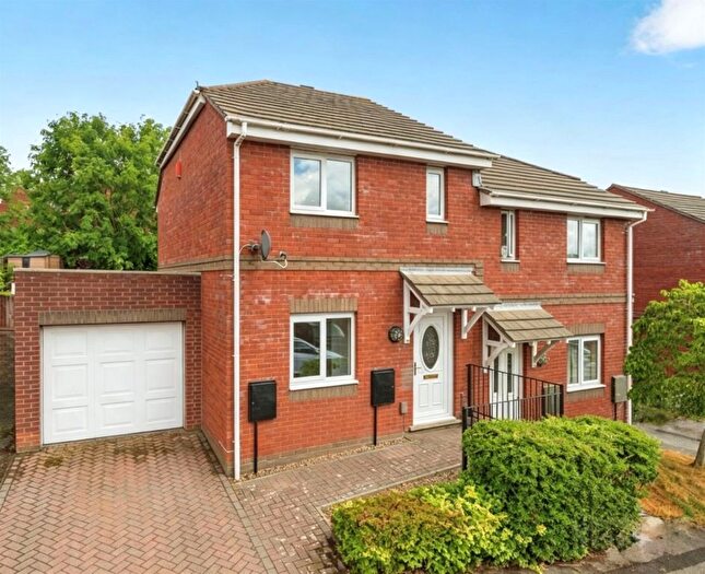 2 Bedroom Semi-detached House For Sale In Hickory Drive, Plymouth, PL7