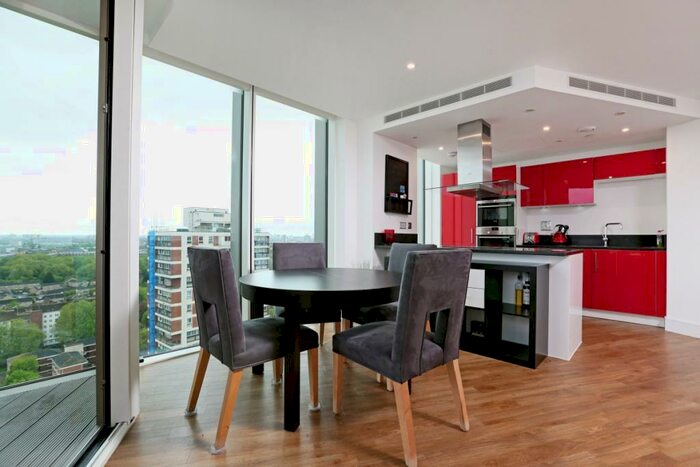 2 Bedroom Apartment To Rent In Surrey Quays Road London, SE16