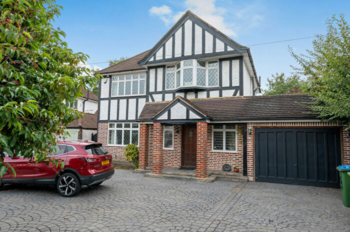 4 Bedroom Detached House To Rent In Riefield Road, Eltham Heights, Eltham, London, SE9