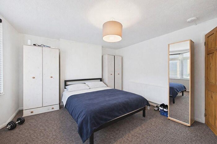 4 Bedroom Terraced House To Rent In Hollingdean Road, Brighton, BN2