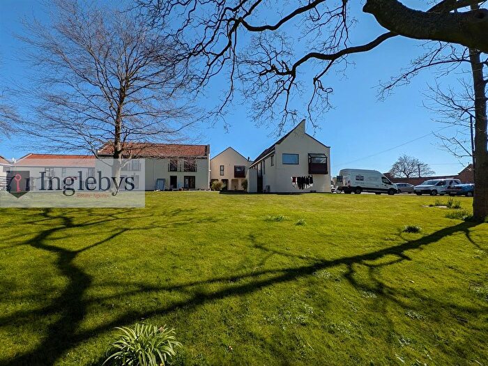 2 Bedroom Flat For Sale In Saltburn Lane, Saltburn-By-The-Sea, TS12