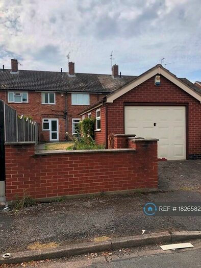 3 Bedroom Terraced House To Rent In Holbrook Road, Alvaston, Derby, DE24