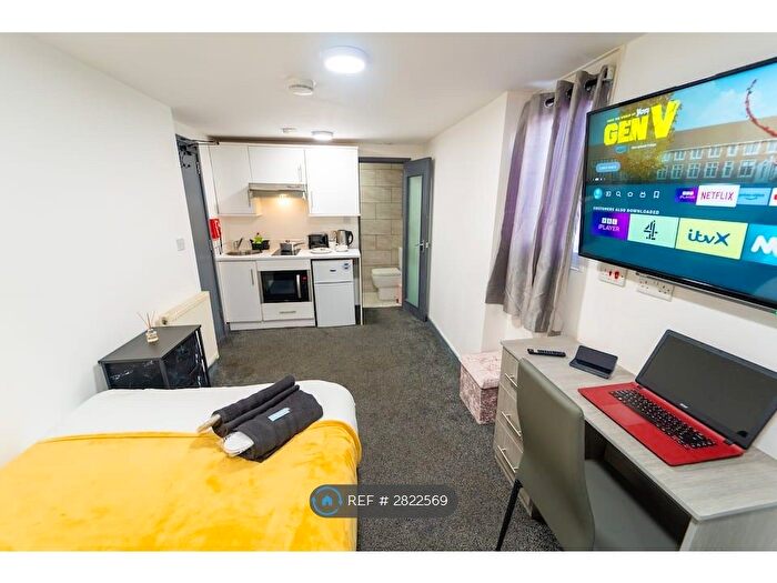 Studio To Rent In Birmingham, Birmingham, B29