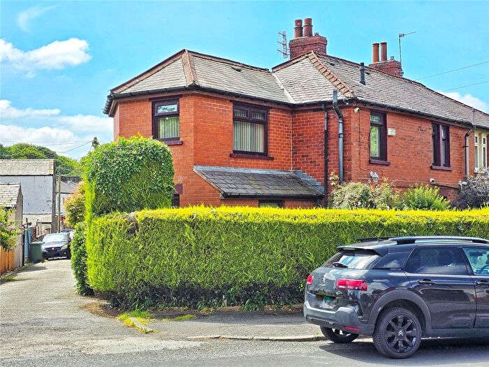 4 Bedroom Semi-Detached House For Sale In Jubilee Road, Haslingden, Rossendale, BB4