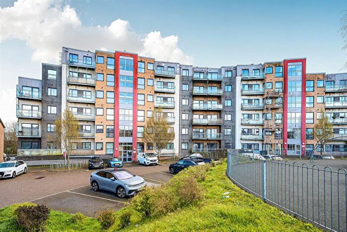 2 Bedroom Flat To Rent In Shetland Road, Basingstoke, RG24