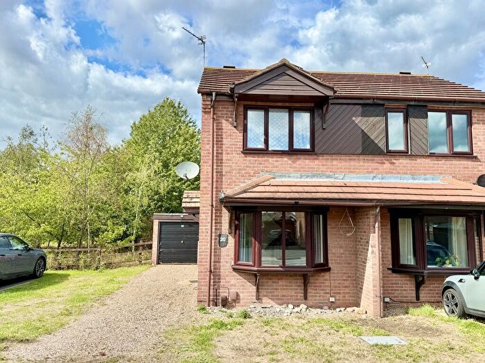2 Bedroom Semi-Detached House To Rent In Heron Way, Balderton, NG24