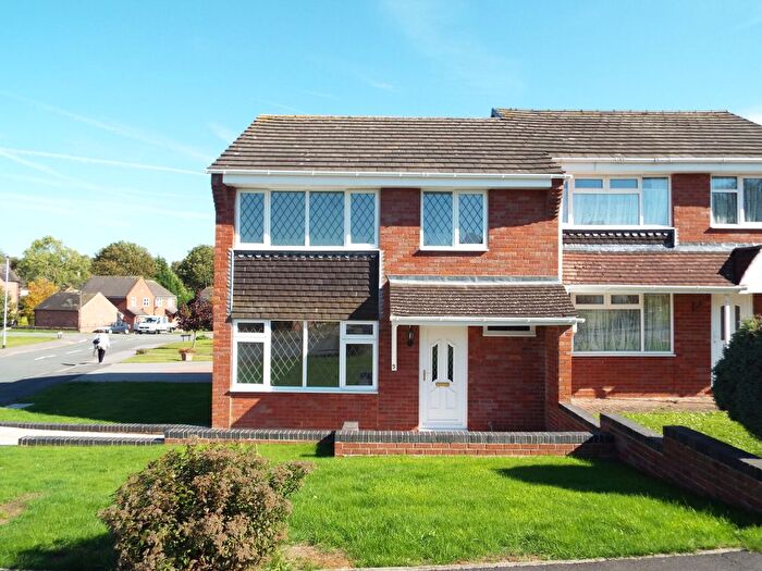 3 Bedroom Property To Rent In Lintake Drive, Rugeley, WS15