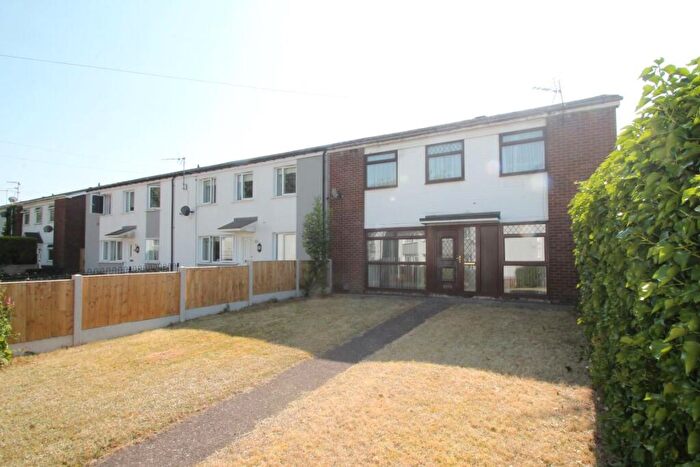 3 Bedroom Terraced House For Sale In Wavell Avenue, Wrexham, LL13