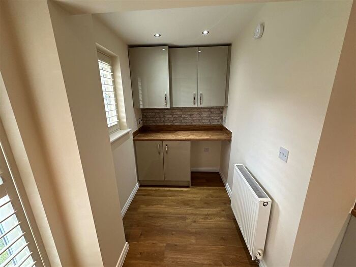 4 Bedroom Property To Rent In First Oak Drive, Clipstone, NG21