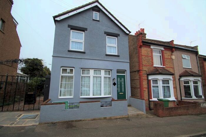 2 Bedroom Detached House To Rent In Sussex Road, Sidcup, DA14