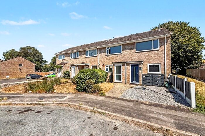 2 Bedroom Terraced House For Sale In Broadwey, DT3