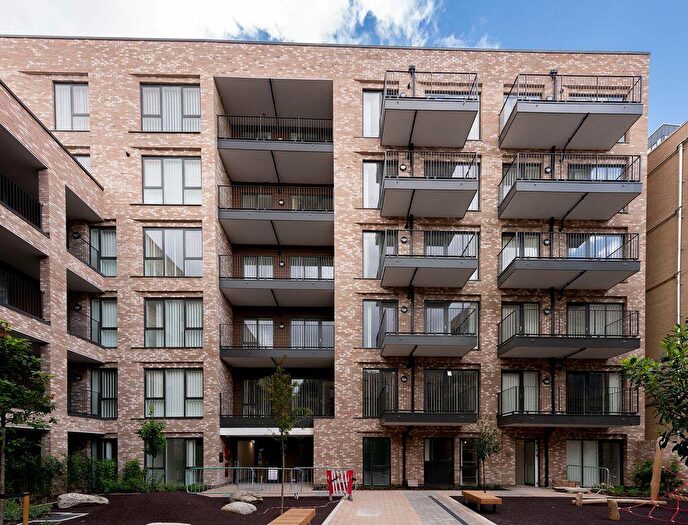2 Bedroom Flat To Rent In Tamarillo, Alameda Place, London, E3