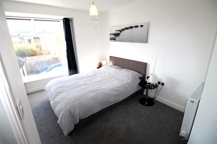 4 Bedroom Semi-Detached House For Sale In Newdawn Place, Cheltenham, GL51