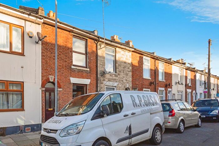 3 Bedroom Terraced House For Sale In Toronto Road, Portsmouth, PO2