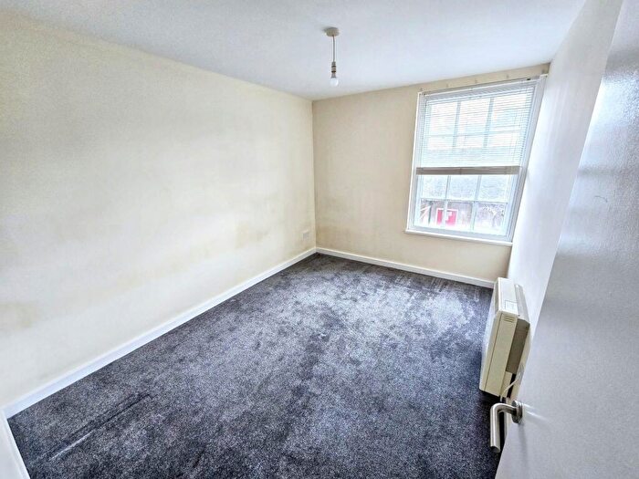 2 Bedroom Apartment To Rent In Priestpopple, Hexham, Northumberland, NE46