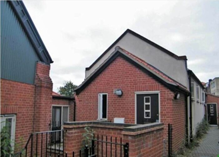 1 Bedroom Flat To Rent In Tudor Hall, Norwich, NR1