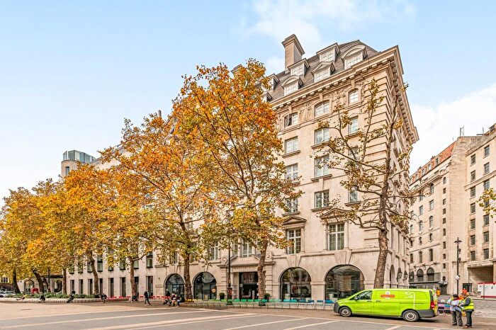3 Bedroom Flat To Rent In Marconi House, Strand, WC2R