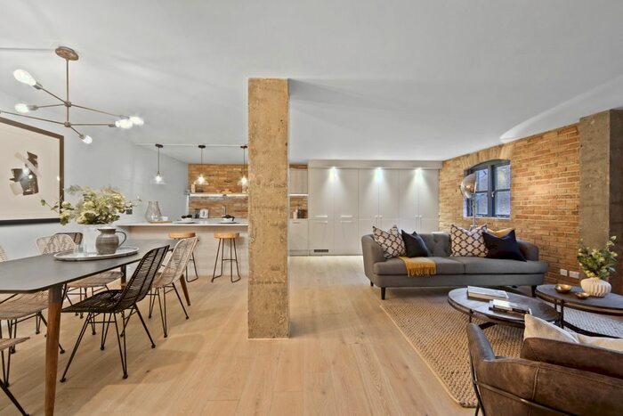 2 Bedroom Flat To Rent In Mill Street, London, SE1