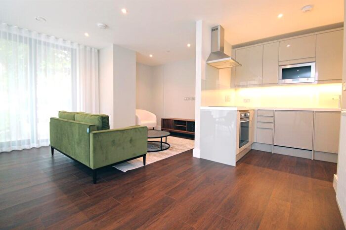 2 Bedroom Apartment To Rent In Orchard Wharf, E14