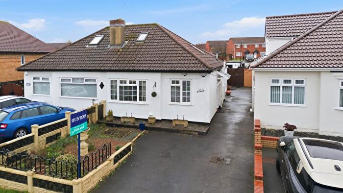 3 Bedroom Semi-Detached Bungalow For Sale In Fortfield Road, Bristol, BS14