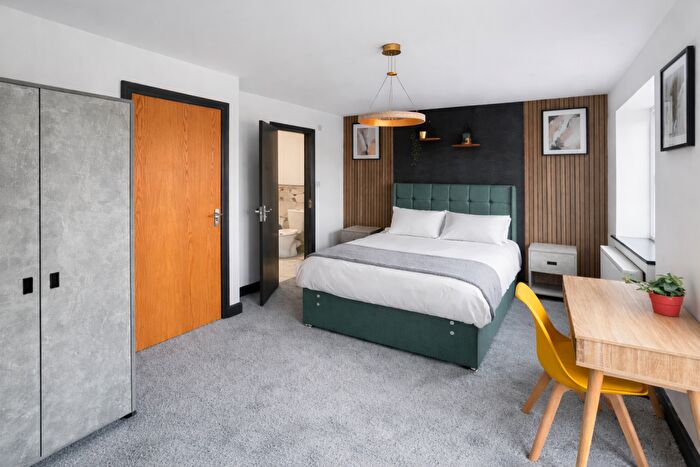 5 Bedroom House To Rent In The Elms, Staple Hill, BS16