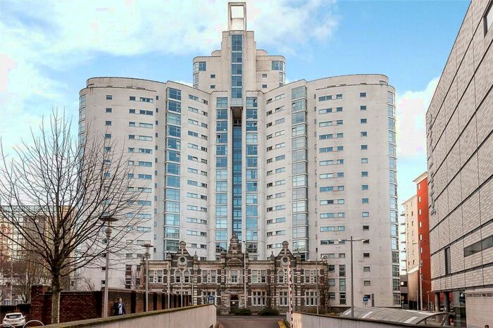 1 Bedroom Apartment To Rent In Altolusso, Bute Terrace, CF10