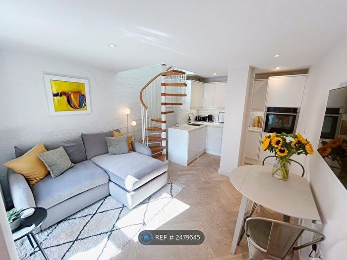 1 Bedroom Maisonette To Rent In Burlington Lodge Studios, London, SW6