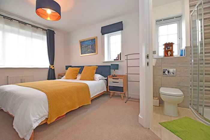 3 Bedroom End Of Terrace House For Sale In Greenhouse Gardens, Cullompton, EX15