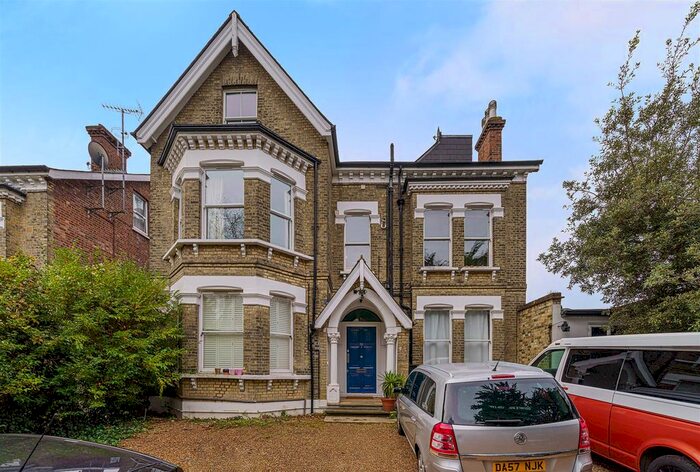1 Bedroom Flat To Rent In Palace Road, Tulse Hill, SW2