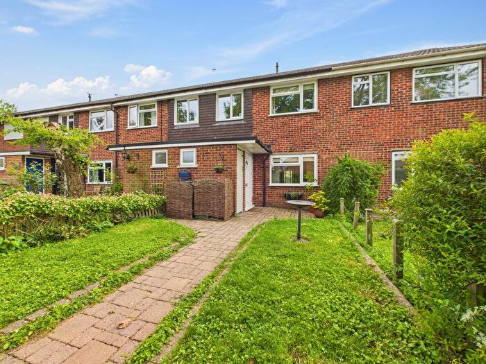 3 Bedroom Terraced House To Rent In Estover Way, Chinnor, Oxfordshire, OX39