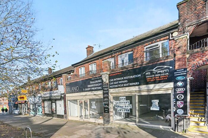 2 Bedroom Flat To Rent In Alexandra Avenue, Harrow, Middlesex, HA2