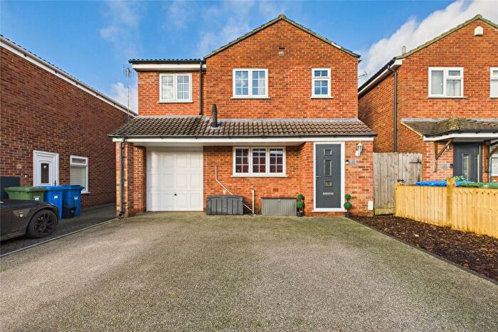 4 Bedroom Detached House For Sale In Moray Avenue, College Town, Sandhurst, GU47