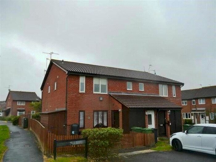 1 Bedroom Maisonette To Rent In Turnstone Close, Littlemoor, Weymouth, Dorset, DT3