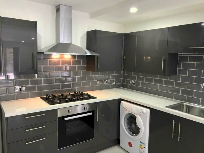 6 Bedroom Terraced House To Rent In May Street, Cathays, Cardiff, CF24