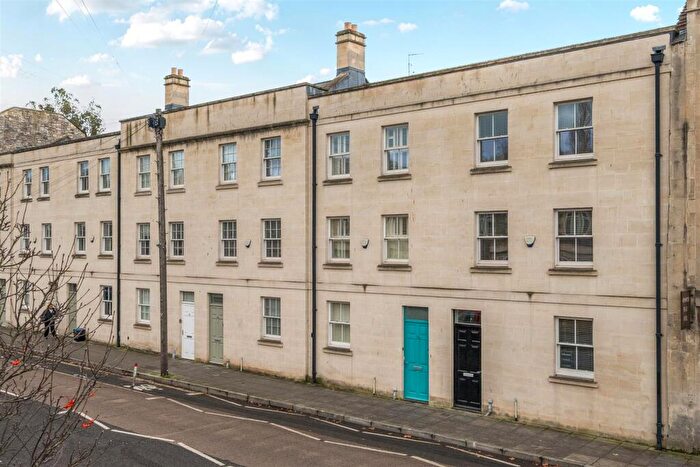3 Bedroom Town House For Sale In Upper Bristol Road, Bath, BA1