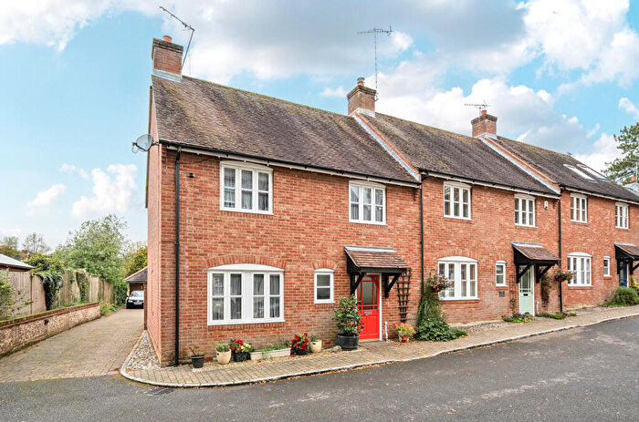 3 Bedroom End Of Terrace House For Sale In Oxendown, Meonstoke, Southampton, SO32