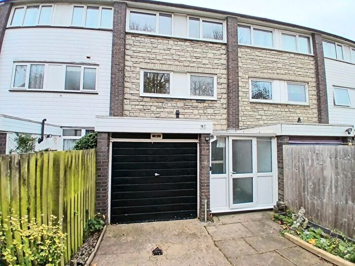 4 Bedroom Property To Rent In Roebuck Gate, Stevenage, SG2