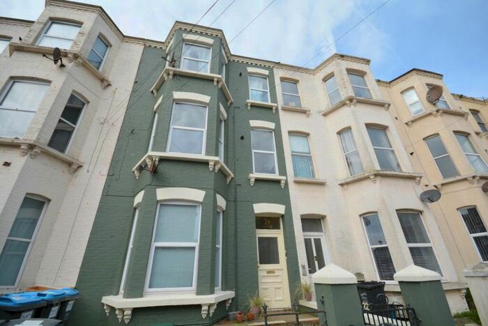 2 Bedroom Flat To Rent In Sweyn Road, Cliftonville, CT9