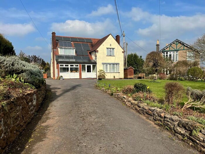 4 Bedroom Detached House For Sale In High Street, Blagdon, BS40