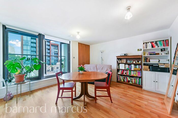 1 Bedroom Flat For Sale In Hardwicks Square, London, SW18