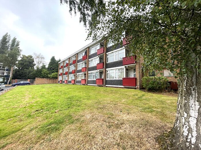 1 Bedroom Flat To Rent In Woodnorton Drive, Moseley, Birmingham, B13