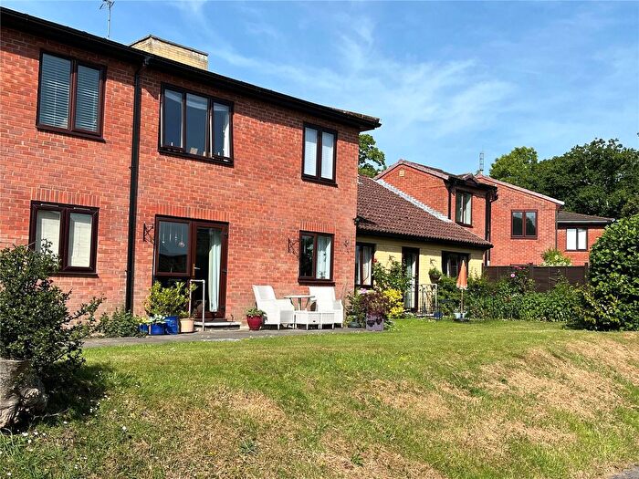 1 Bedroom Flat For Sale In Grigg Lane, Brockenhurst, Hampshire, SO42
