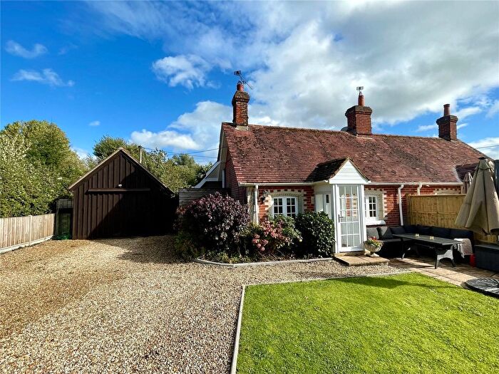 1 Bedroom Bungalow For Sale In The Marsh, Breamore, Fordingbridge, Hampshire, SP6