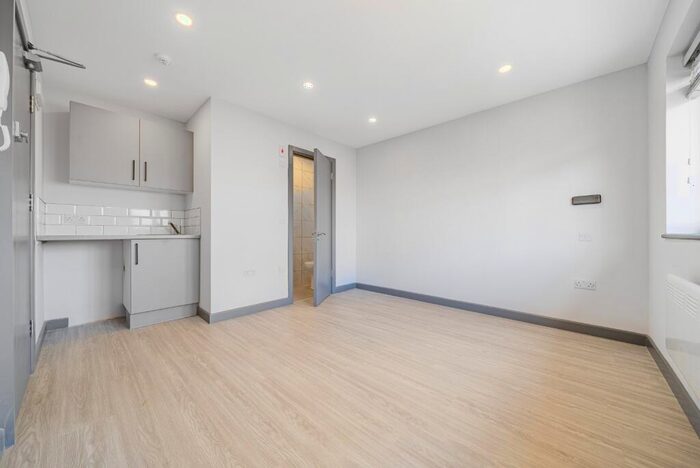 1 Bedroom Semi-Detached House To Rent In Hospital Way, London, Greater London, SE13